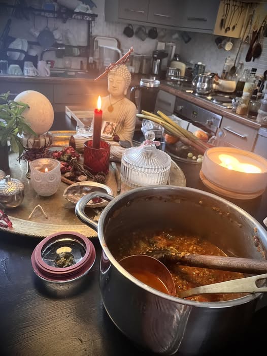 The Soup Kitchen Ludlow, Ludlow good food movement, raw food, organic food Ludlow, Ludlow food, food medicine, conscious food